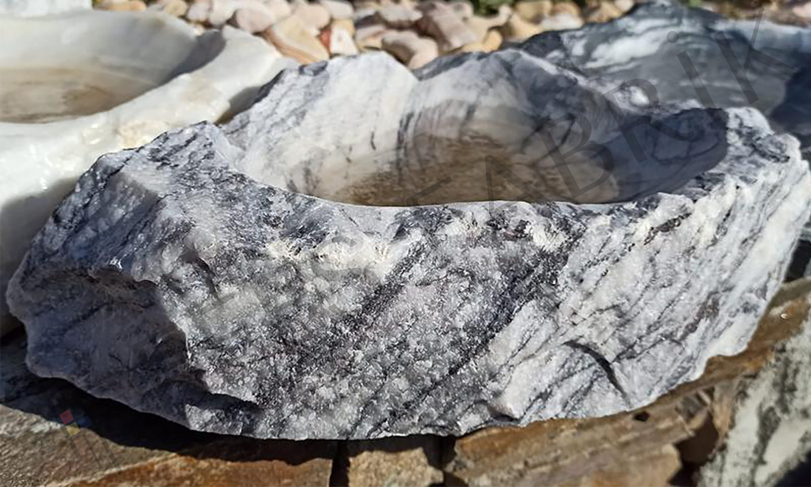 Lilac Natural Bird Bath